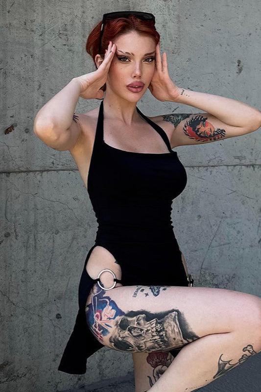 Rückenfreies, figurbetontes Gothic-Kleid