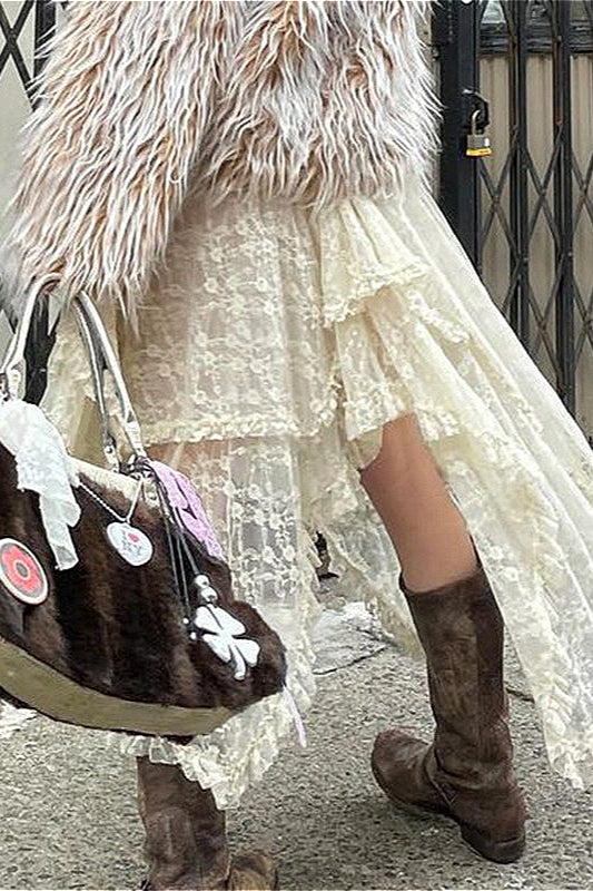 Asymmetrischer Maxirock aus Spitze