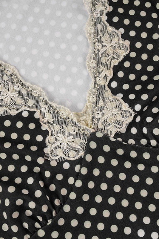 Süßes, gepunktetes Spitzen-Crop-Top mit V-Ausschnitt