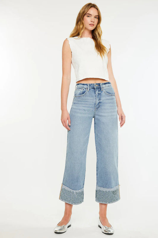 Stretchjeans mit hoher Taille und weitem Bein