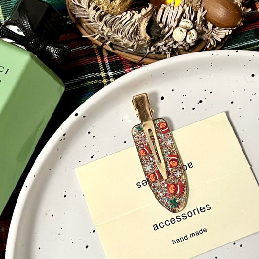 Nahtloses Haaraccessoire mit Entenschnabel-Effekt