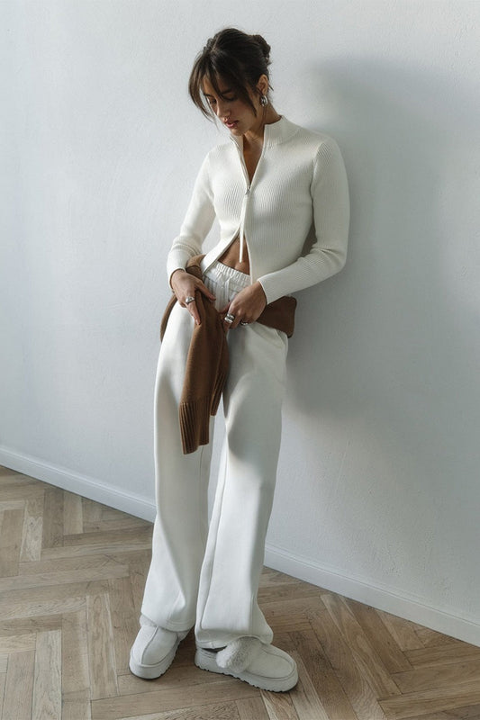 Strickbluse mit doppeltem Reißverschluss und Stehkragen