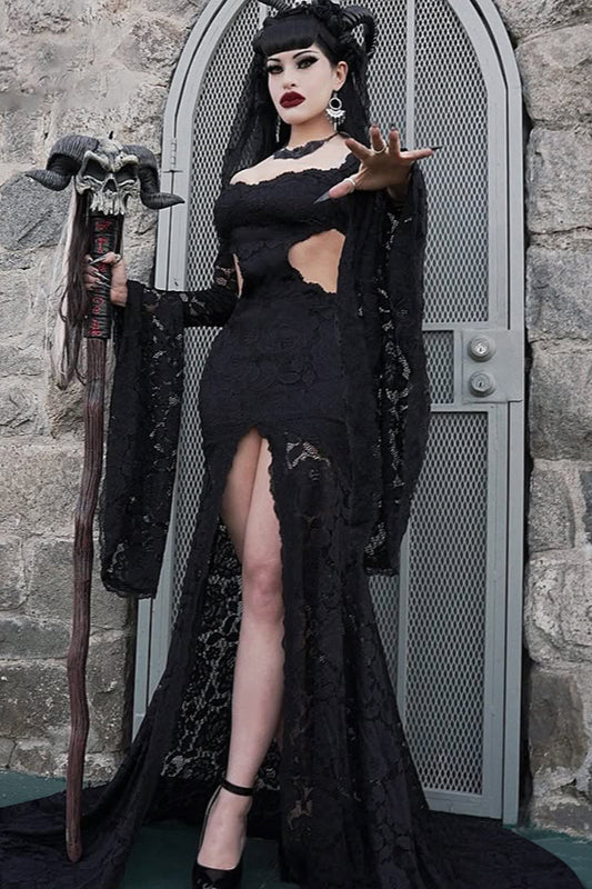 Lässiges dunkles Gothic-Kleid