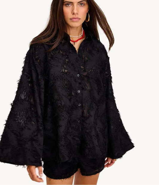 Gelbes, zweiteiliges Büro-Shorts-Set mit Federn und Kordelzug