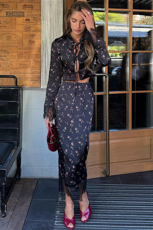 Crop-Top mit Blumenmuster und Taillenschnürung, geteilter, figurbetonter Rock, zweiteiliges Set