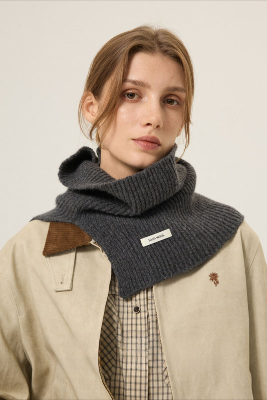 Mehrlagiger Strickschal aus 100 % Wolle