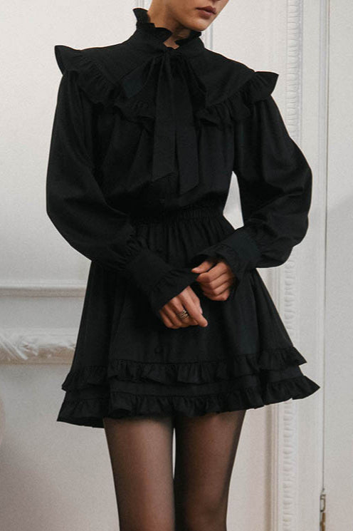 Elegantes Minikleid in A-Linie mit Schleife und Schnürung, langen Ärmeln