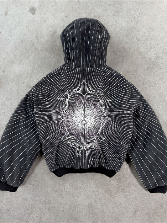 Stylischer Oversize-Kapuzenpullover