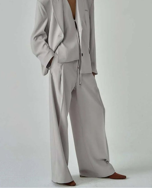 Graues Hemd mit Knöpfen und Schnürhose fürs Büro, zweiteiliges Set