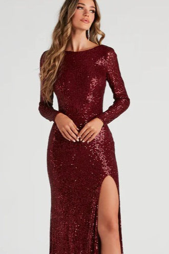 Sexy Maxikleid mit langen Ärmeln, hohem Schlitz und Paillettenbesatz