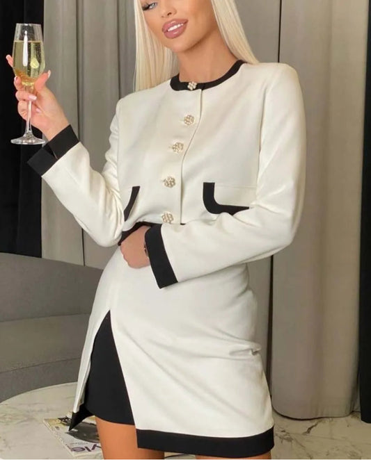 Weißes Patchwork-Zweiteiler-Set mit seitlichem Schlitz für das Minibüro