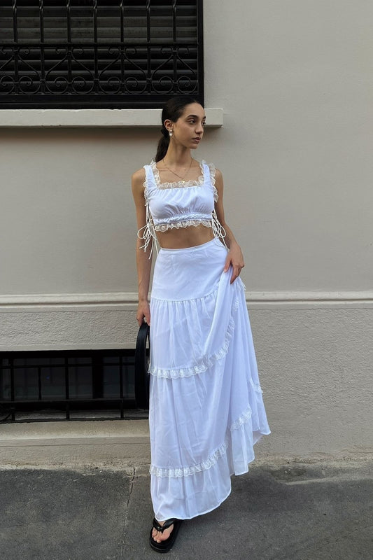 Lässiger Urlaubsrock mit Spitzeneinsatz