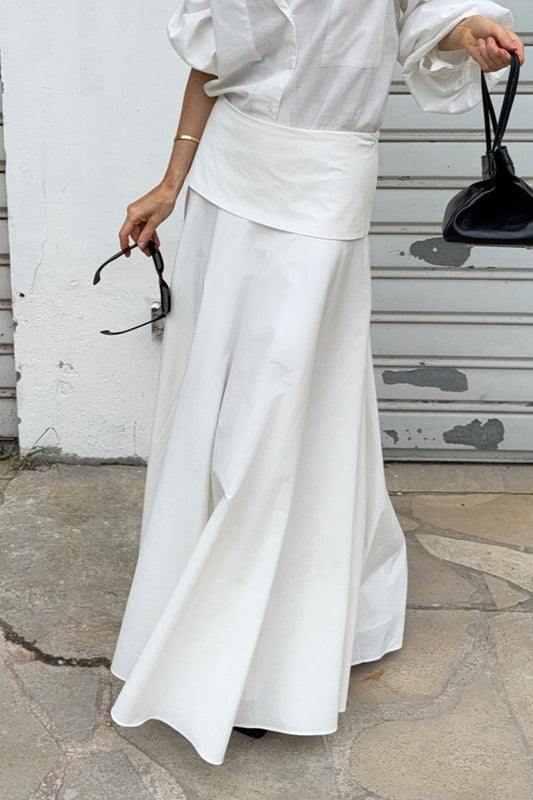 Einfarbiger Midirock in A-Linie