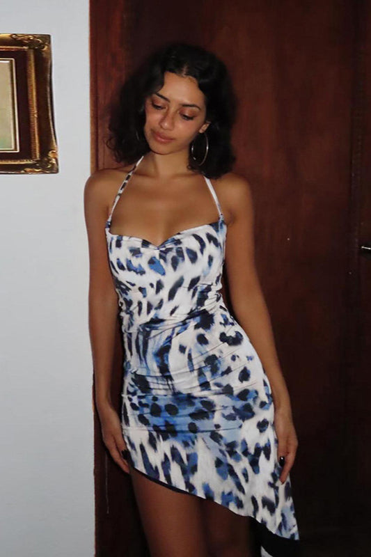 Asymmetrisches, figurbetontes Neckholder-Midikleid mit Leopardenmuster