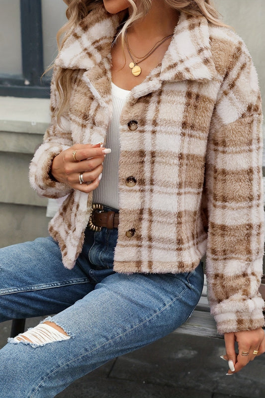 Plüschiger, doppelseitiger Cardigan mit Karomuster und Knöpfen