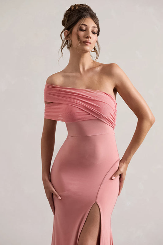 Schulterfreies, figurbetontes Partykleid mit Netzeinsatz und Schlitz