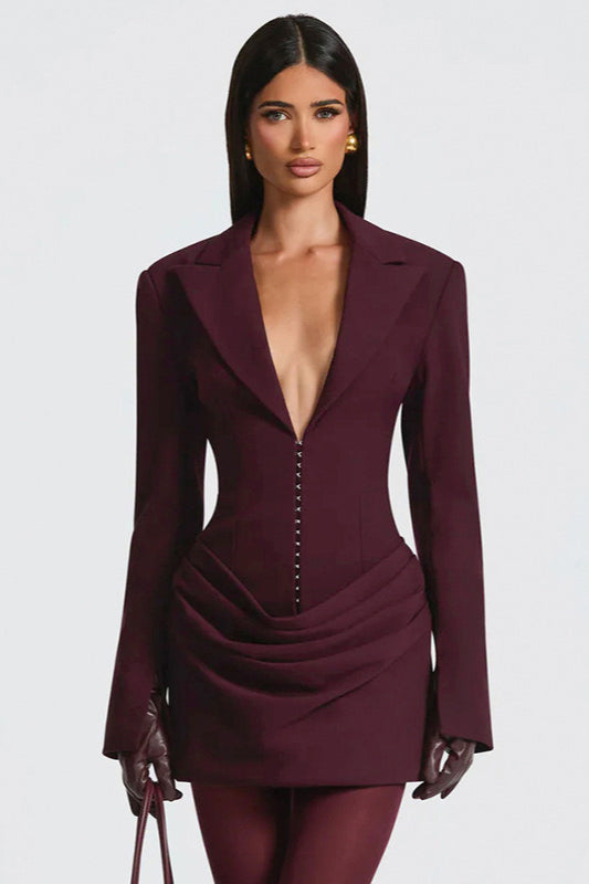 Einfarbiges, tailliertes Minikleid mit tiefem V-Ausschnitt und schmaler Taille