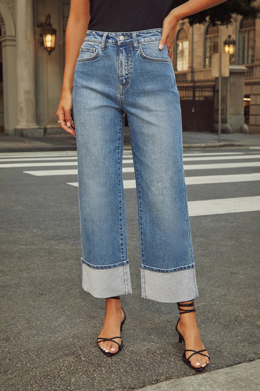 Gerade geschnittene Jeans im Streetstyle mit hoher Taille