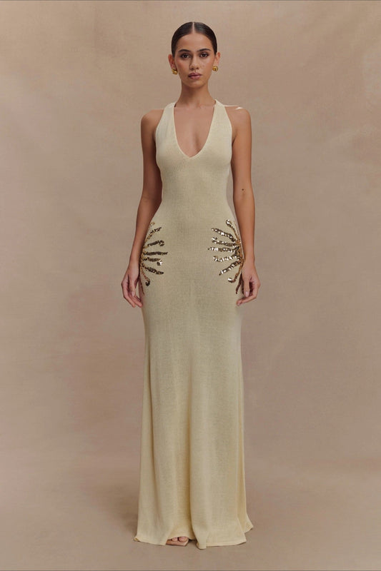 Elegantes einfarbiges Strickkleid mit U-Ausschnitt