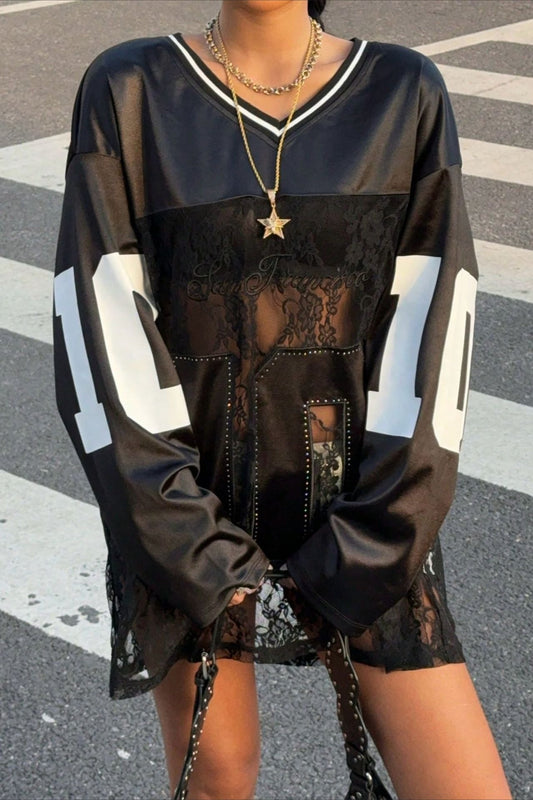 Sweatshirt mit transparentem Spitzen-Print und V-Ausschnitt