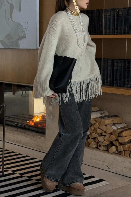 Fransenbluse aus lockerem Strickpullover