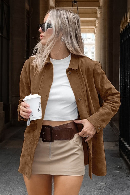 Modische braune Wildlederjacke