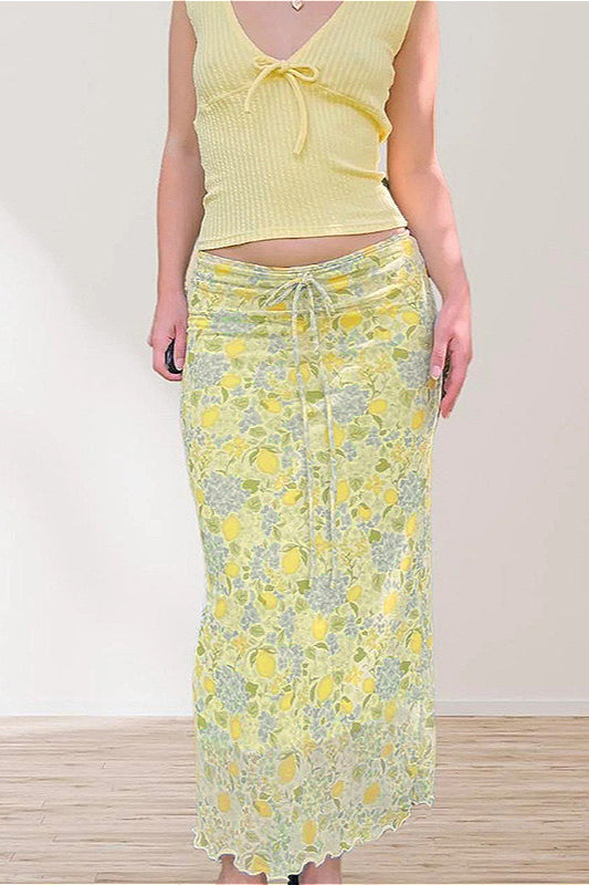 Schmaler, geblümter Rock mit passendem Muster