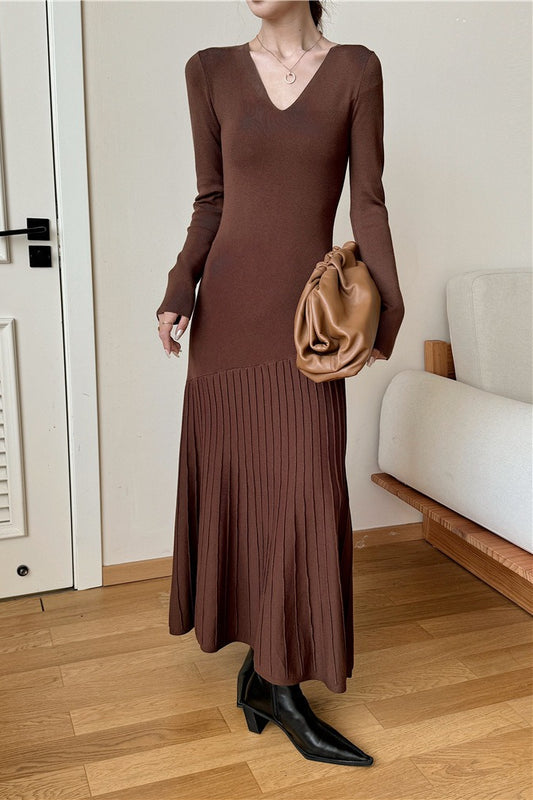 Vintage-Strickkleid mit Meerjungfrauensaum und taillierter Passform, Maxikleid