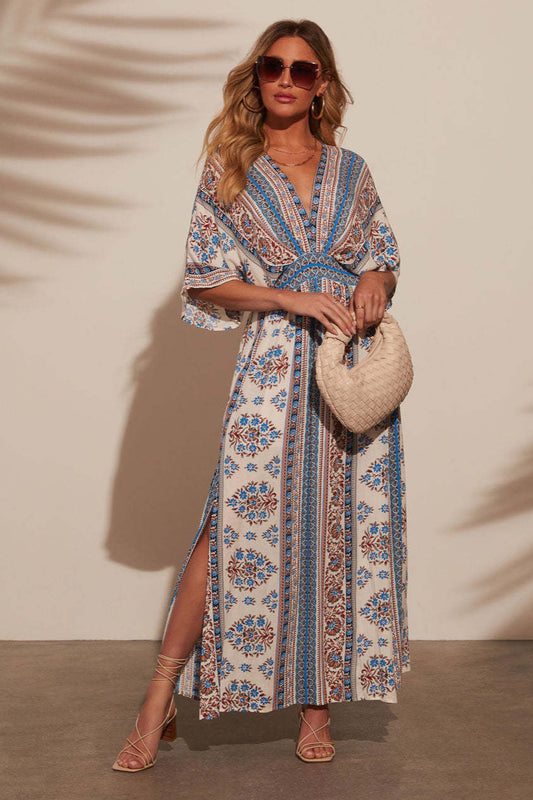 Maxikleid mit Blumendruck und V-Ausschnitt und kurzen Ärmeln