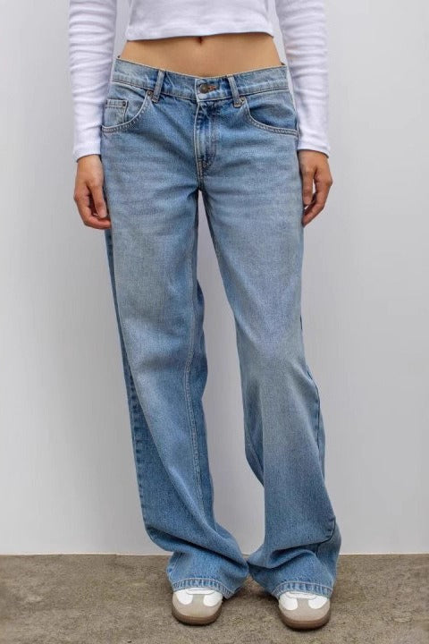 Vintage Jeans mit Leoparden- und Sternenpatches