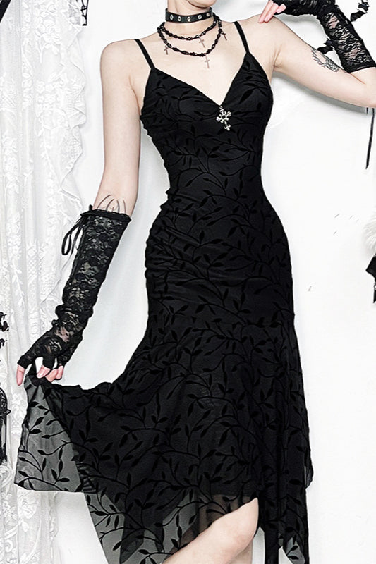 Schmales Gothic-Kleid aus Samt