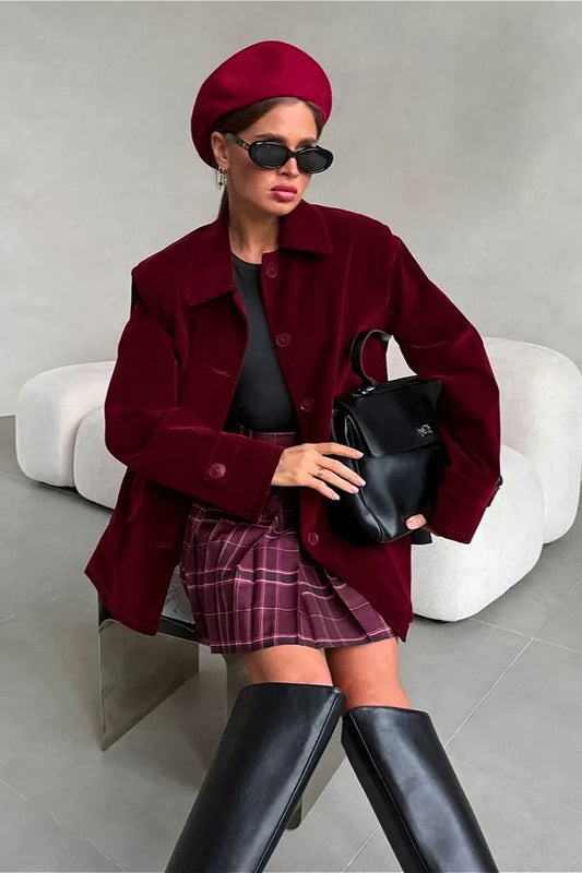 Vintage-Mantel aus einfarbigem Samt mit Knöpfen