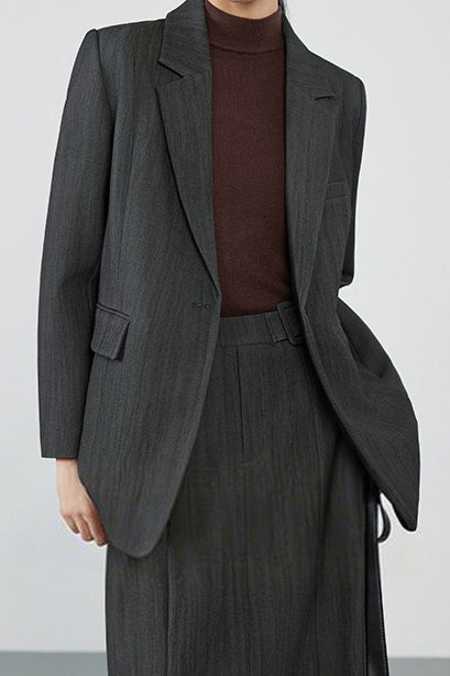 Klassischer Blazer mit spitzem Revers