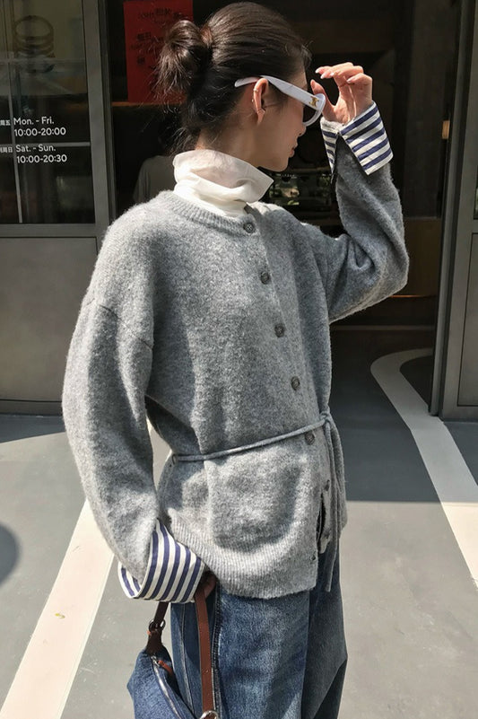 Lässiger Strickcardigan mit Farbblock-Design und Gürtel