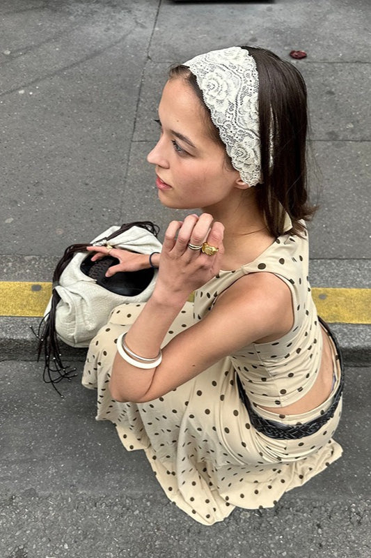 Gepunktetes, gerüschtes Maxi-Zweiteiler-Set