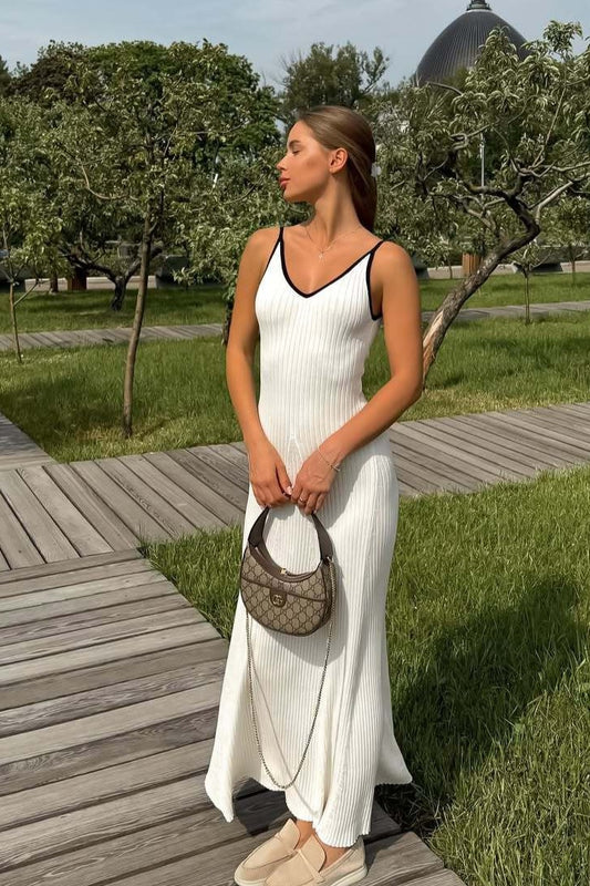 Maxikleid mit Camisole-Schlitz und Farbblock