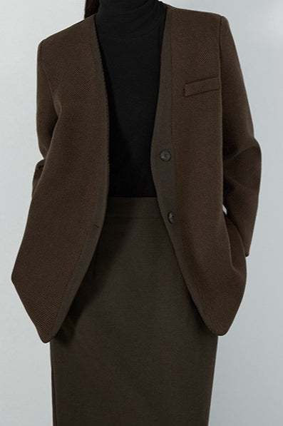 Blazer mit V-Ausschnitt und einreihiger Knopfleiste