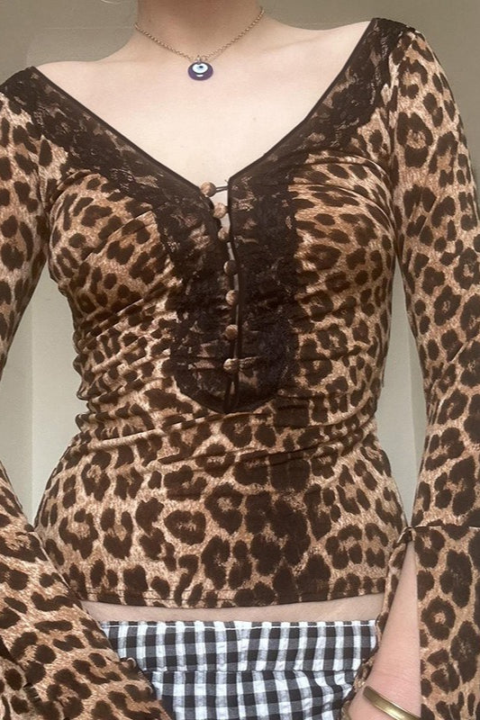 Rückenfreie Bluse mit V-Ausschnitt und Cut-Out