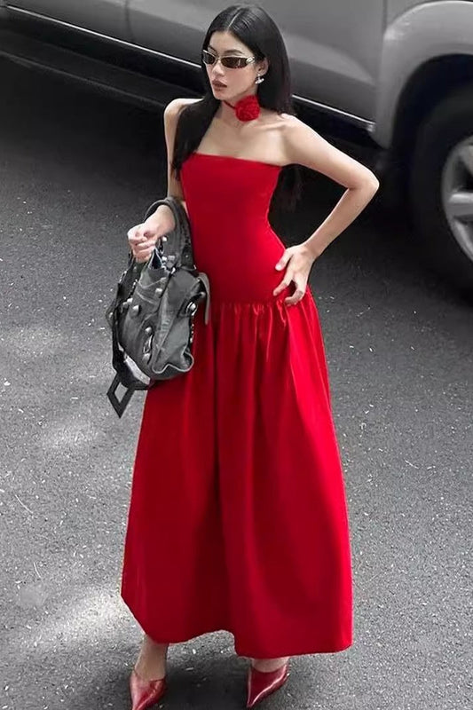 Partykleid mit Blumenmuster und geraffter Taille