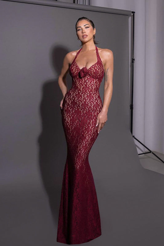 Figurbetontes Maxikleid mit Neckholder und Spitze