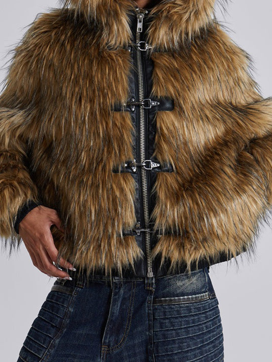 Lockerer Mantel mit Metallknopf, Reißverschluss, Pelzbesatz und Ledereinsatz