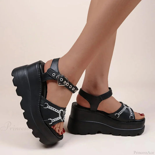 Cardiac Clasp Gothic Elevated Sandal Black / 35