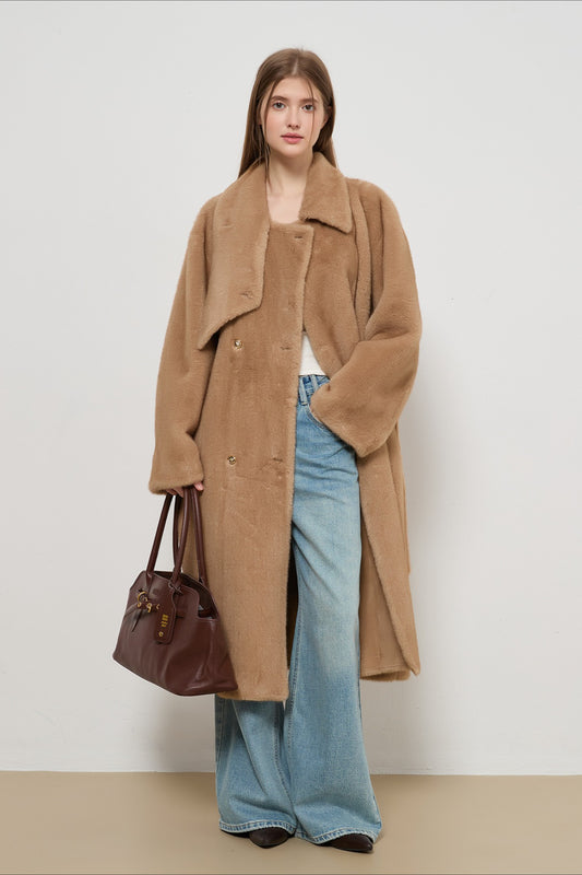 Luxuriöser, langer, eleganter Damenmantel aus Tweed mit Kunstpelz.