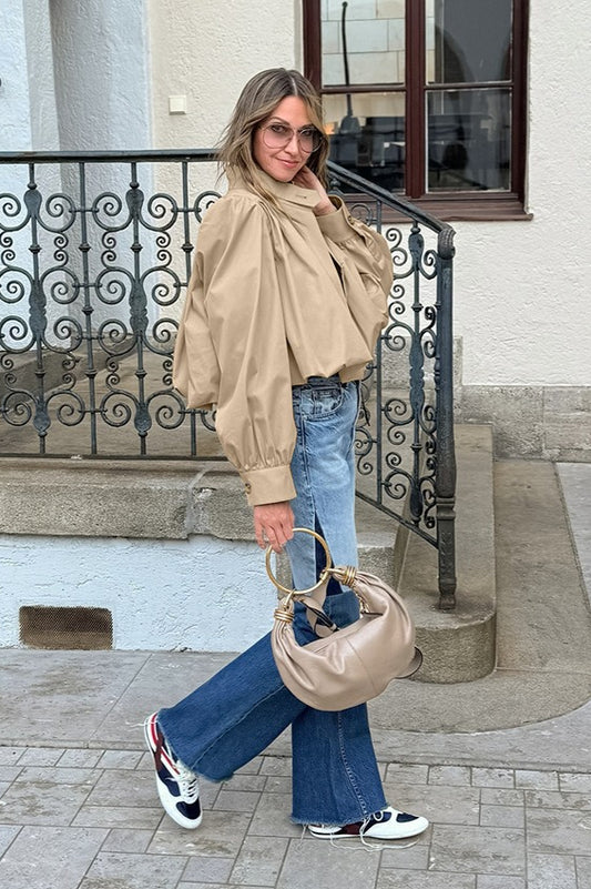 Locker geschnittene Jacke in Khaki mit Puffärmeln