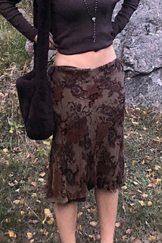 Modischer Rock aus Netzstoff mit gekräuseltem Saum