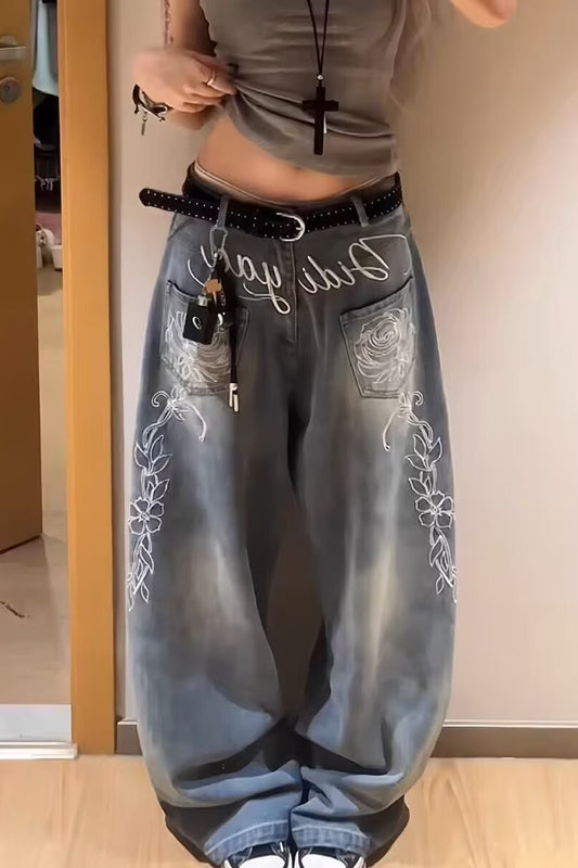 Y2K Jeans mit Blumen- und Buchstabenstickerei und weitem Bein
