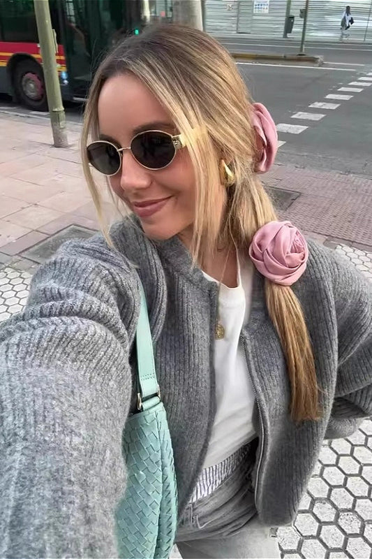 Rundhalsausschnitt, lange Ärmel, Reißverschluss, einfarbige Strickjacke