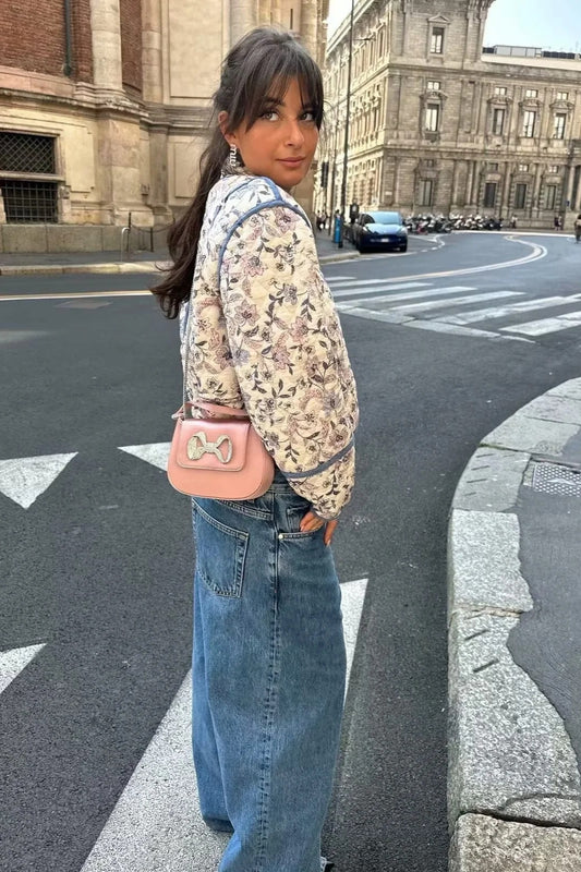 Wendbarer, dick gefütterter Mantel mit Blumenmuster