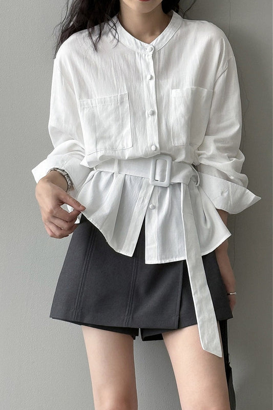 Vintage-Bluse mit taillierter Taille und Gürtel