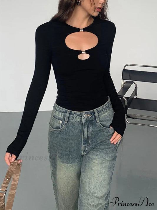 Double Keyholes Graceful Long Sleeve Top Black / Xs T-Shirts